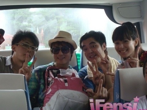 爱情公寓4各大主角罕见素颜照 曾小贤酷似林丹