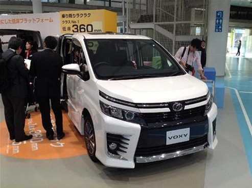 丰田VOXY\/NOAH两款新车上市 节能省油