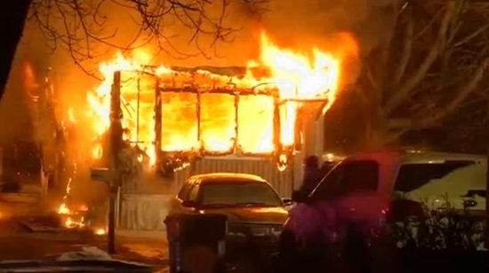 美国8岁男孩大火救残疾叔叔 不幸葬身火海(图