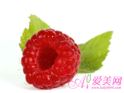 常吃蓝莓抗衰老 5类 莓 水果功效大盘点