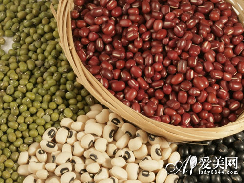 食疗养生:红豆补血又润肤 豆类品养颜胜过护肤品