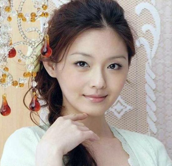 柳岩抛胸大S当仙女 不得不吐槽的女明星