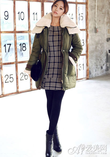  �ϯ̤�j�� �f�t�ɩ|�V�˷sLOOK 