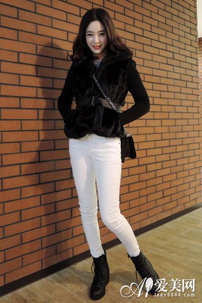  �ϯ̤�j�� �f�t�ɩ|�V�˷sLOOK 