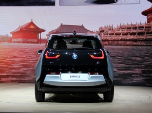 i3