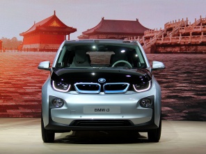 i3