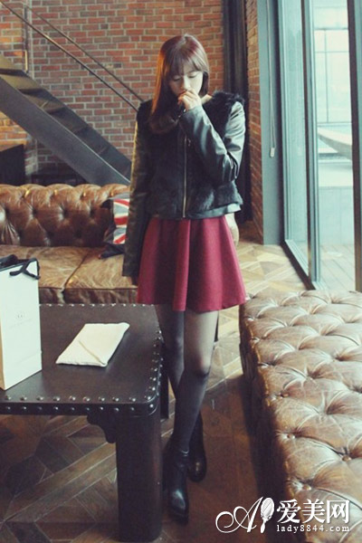  �ϯ̤�j�� �f�t�ɩ|�V�˷sLOOK 