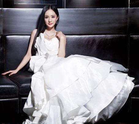 【图】杨幂怀孕拍戏又蹦又跳 你拍戏这么卖命