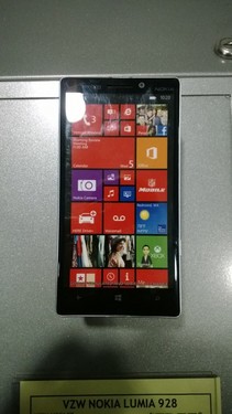 5英寸机皇 Lumia Icon模型抵达零售商