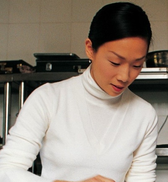 曾经师生恋的女星:孙莉黄磊结婚刘若英苦恋