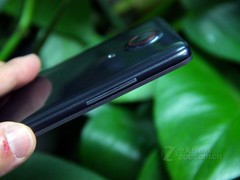 最佳双千手机 nubia Z5S超值促销仅1999