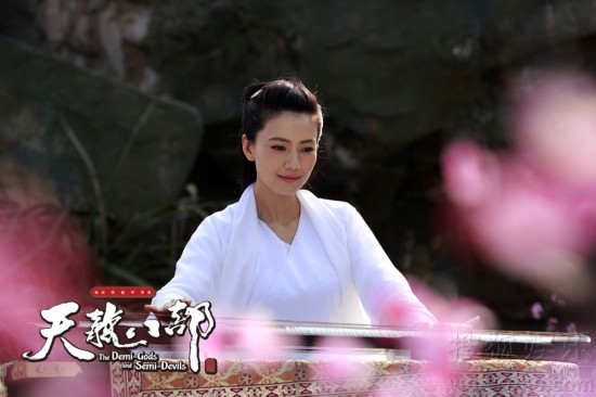 《天龙八部》苏有朋高圆圆贾静雯<em>白衣</em>亮相(图