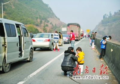 广河高速石坝北有拥堵 惠州段主线畅通