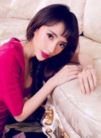 《<em>爱情公寓</em>4》惊艳女配 诺澜 抢镜 生活照曝光