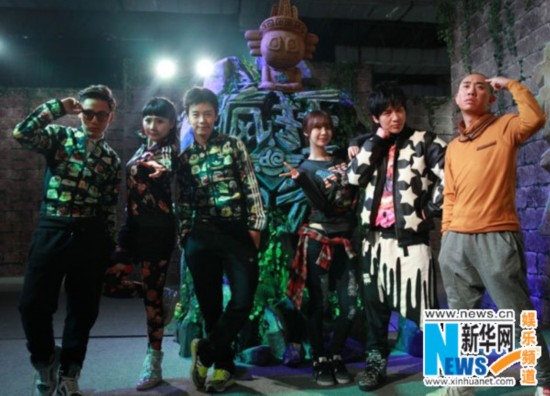 《疯狂的麦咭》初二贺岁 大张伟携百变群咖闯