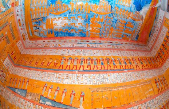 英媒曝光3000年前埃及法老墓壁画