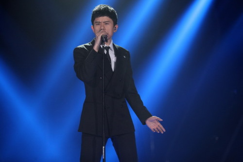 《我是歌手》邓紫棋张杰飙英文歌 罗琦感动夺