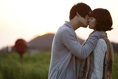 通过男人吻你的方式 判断他对你的爱