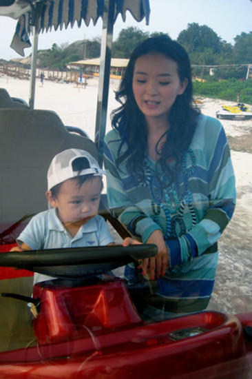 女神都是隐形富婆:李小璐资产吓死人赵薇天生