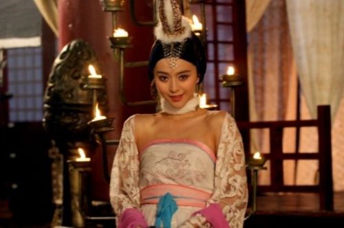 妲己的内衣_妲己性感内衣喷血写真(2)