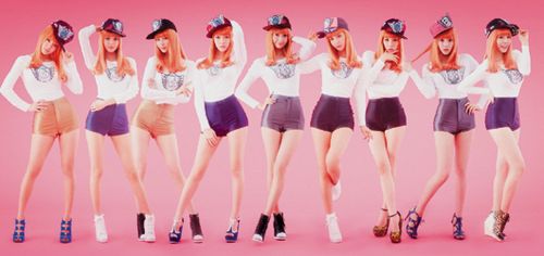 韩国女团人气揭秘:<em>少女时代</em>NO.1 f(x)与2NE1及