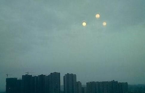  쿴UFO20107268㣬ɽ¬ɽڡʡõϿտһĻ谵ͻȻ3壬յͨ10Ӻżʧרңơաд80ǵĿװޣҲհλ