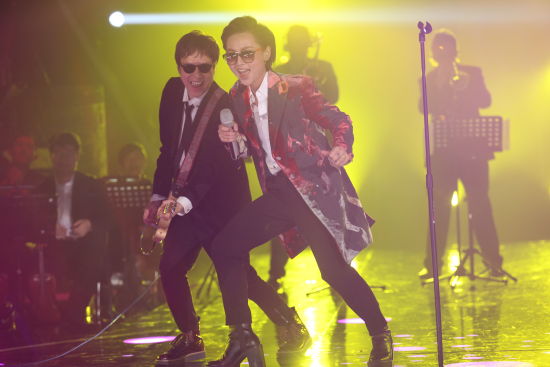 森碟为《我是歌手》周笔畅加油 错喊笔笔姐姐