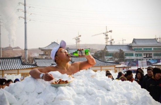 疯狂猜图 冰天雪地_疯狂猜图雪地有辆火车答案 疯狂猜图电影电视中雪地有辆火车是什么 ...