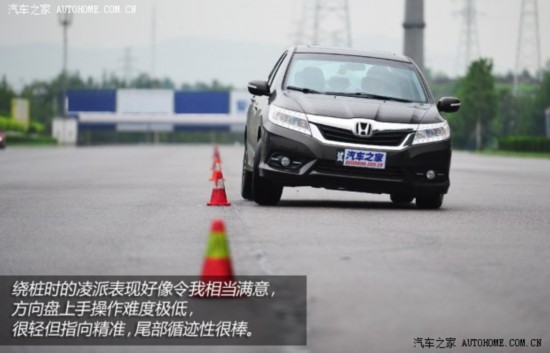 2013 1.8L Զ콢