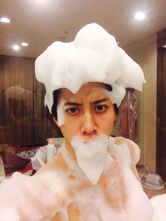 泰版《浪漫满屋》男主角海量性感私房照 帅过