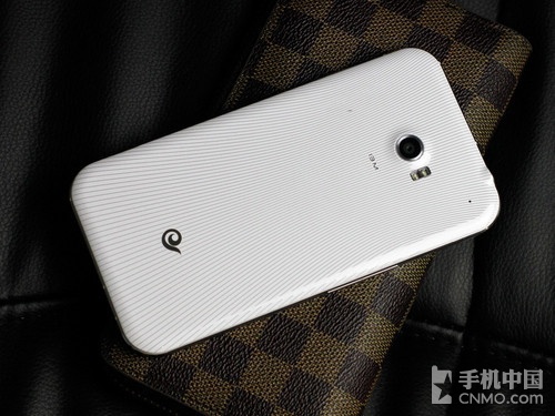 小米2S\/酷派大观4\/魅族MX3 手机屏幕清晰度排