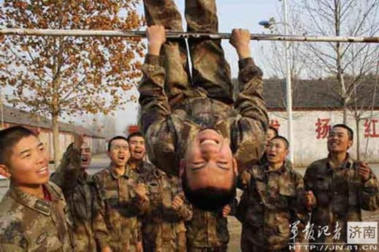 17岁少年嫌当兵太苦要求回家 拒服兵役被罚3万