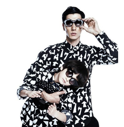 变大咖秀》张亮天天颠覆出演:张亮金发披肩精