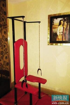 东莞涉黄酒店清查现场:技师休息室备逃跑楼梯