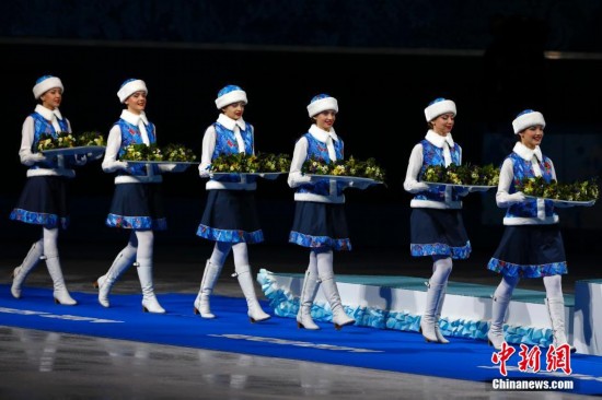 索契冬奥会:普京<em>打鼓</em>庆祝俄罗斯摘花滑团体金