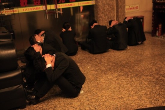 东莞涉黄酒店清查现场:技师休息室备逃跑楼梯