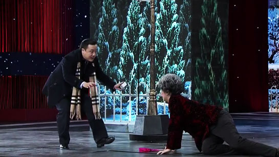 春晚《扶不扶》点赞哥杜晓宇 发微博转发过万