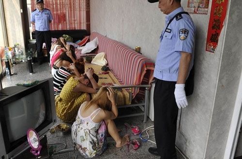 2013年扫黄现场盘点:卖淫花式花样增多