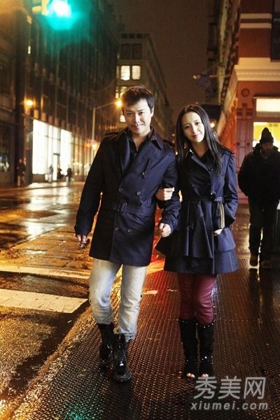 《北京爱情故事》佟丽娅陈思诚情侣造型