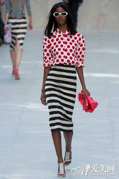  ��ӱСþ����Burberry Prorsum�׶��㳡 