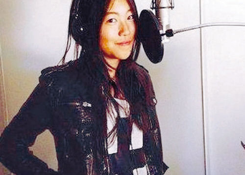 呆萌石头打冰球全副武装 星二代 的特殊癖好