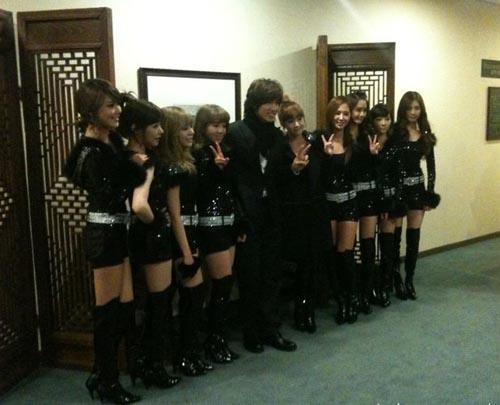 金贤重exo少女时代junjin