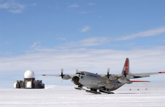 C-130װϻɷѩ(ͼ)