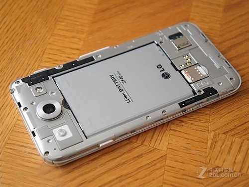 5.5吋高频四核 LG Optimus G Pro大降300