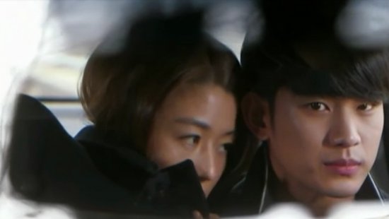 《来自星星的你》大结局上演穿越时空爱恋 网