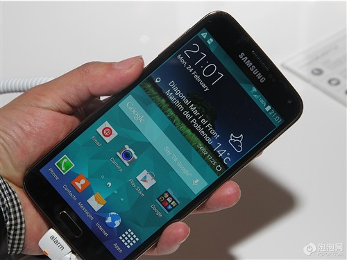�콢���ѳ����� MWC2014�����ֻ��ع� 
