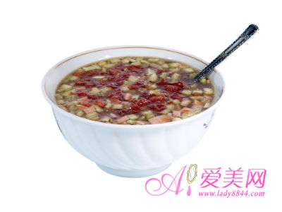 水果粥健脾养胃 推荐在家可自制的3款水果粥
