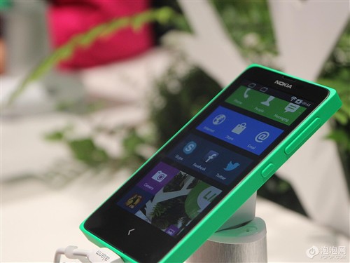 �콢���ѳ����� MWC2014�����ֻ��ع� 