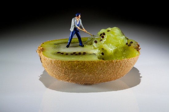 英艺术家打造超现实迷你世界照片走红网络(图