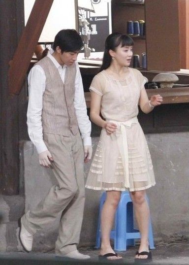 苏醒怒打李炜叶一茜何洁已为人妻 揭超女快男